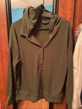 Olive Green Hooded Ribbed Pullover